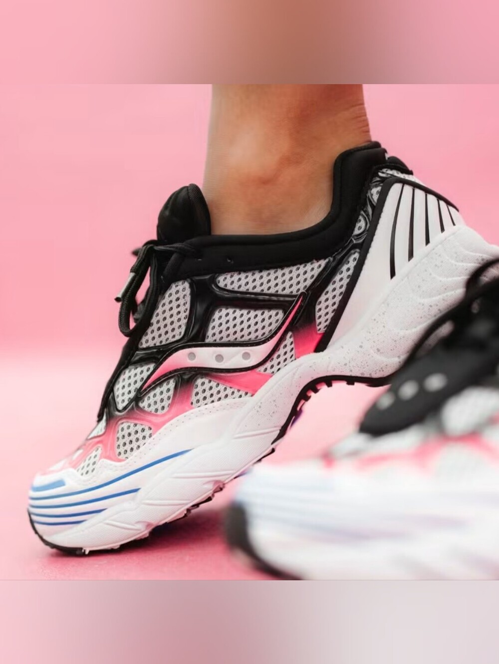 Saucony Women’s Pink & White Running Sneakers